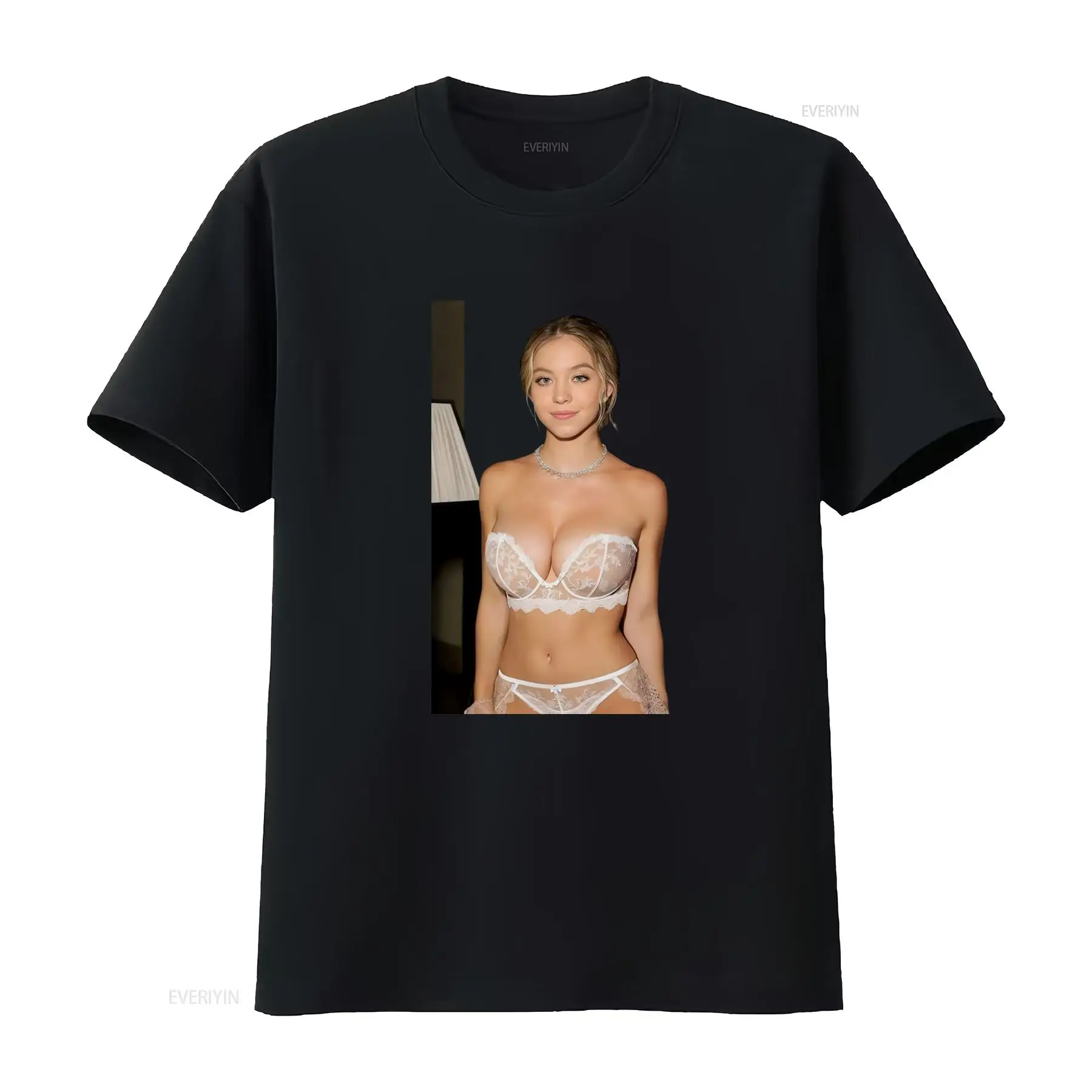 シドニー・スウィーニー風Tシャツ、スタイリッシュでトレンディ - Men'S Fashion Sydney のレビューと価格